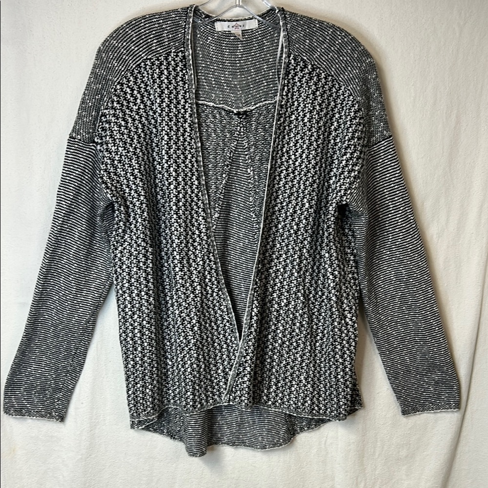 Fever Women's Black and White Open Front Cardigan Sweater Size L Mixed Pattern